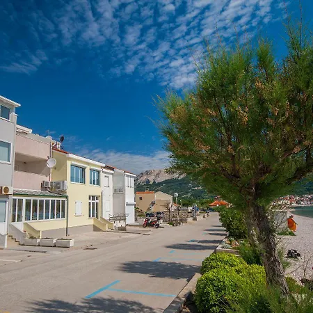 Apartment Direkt An Der Kristallklaren Adria Gelegen Baška