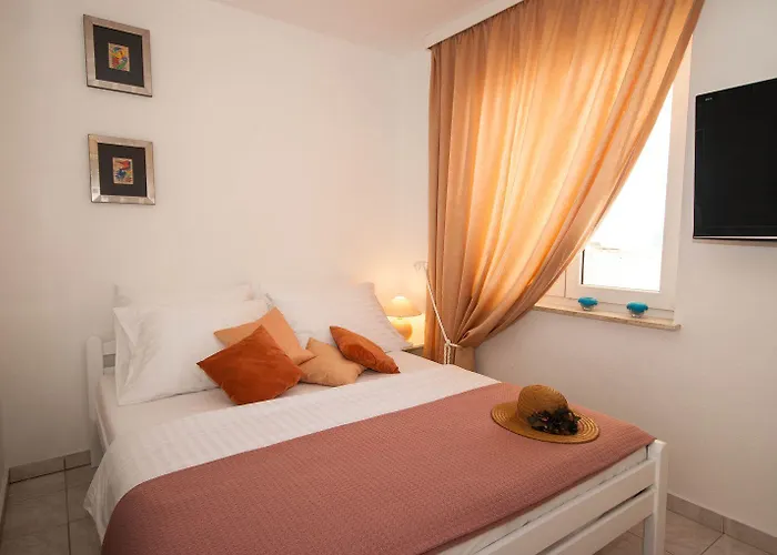 Direkt An Der Kristallklaren Adria Gelegen Apartman