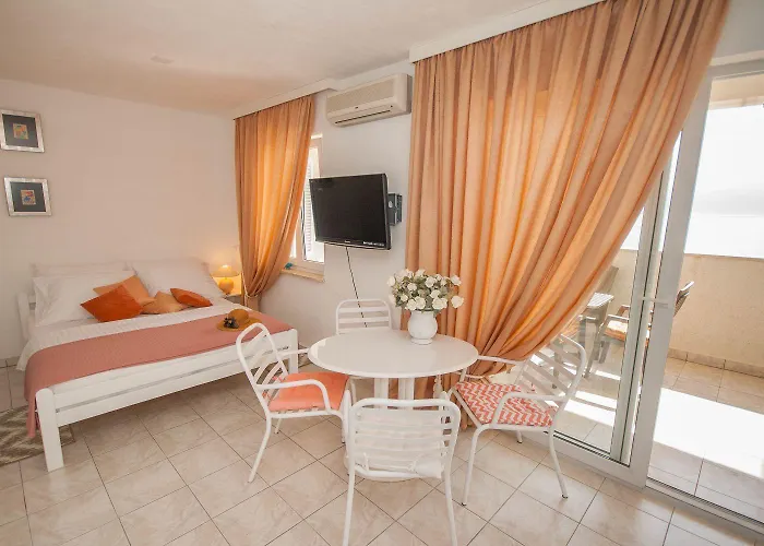 Direkt An Der Kristallklaren Adria Gelegen *