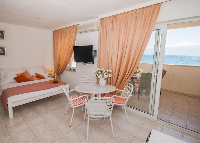 Apartman Direkt An Der Kristallklaren Adria Gelegen *