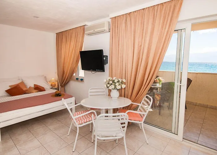 Direkt An Der Kristallklaren Adria Gelegen *